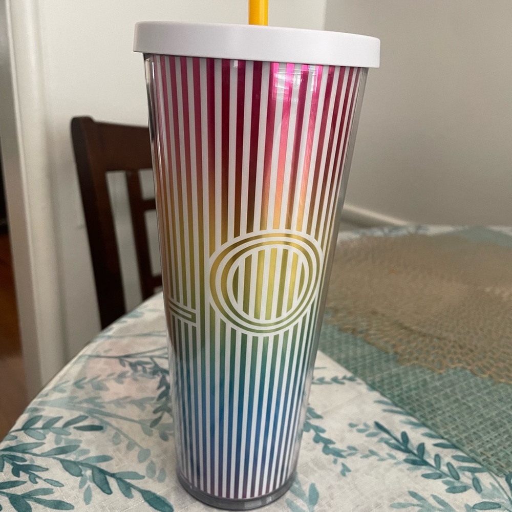 Love Starbucks Venti tumbler.